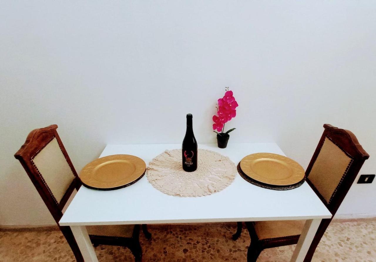 Casa Vacanza Nonna Emma Villa Lizzano  Eksteriør bilde
