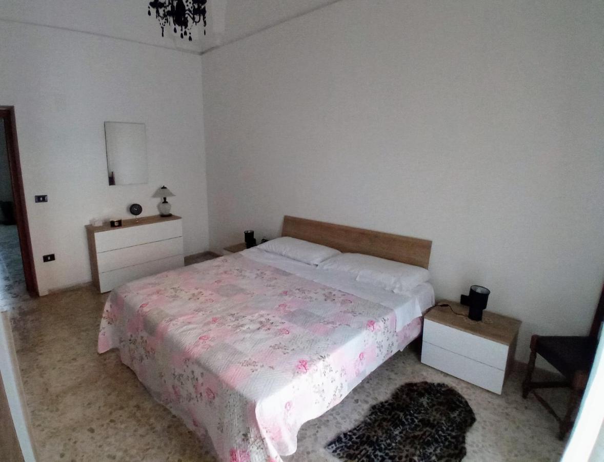 Casa Vacanza Nonna Emma Villa Lizzano  Eksteriør bilde